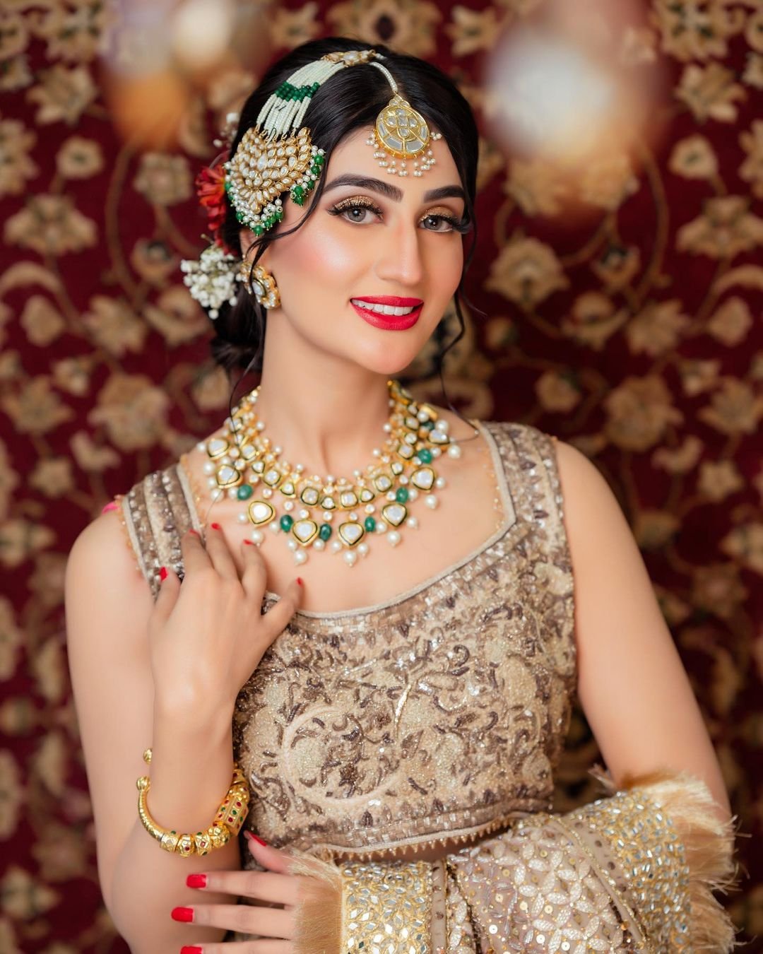A Traditionally Modern Look Of Indian Bride